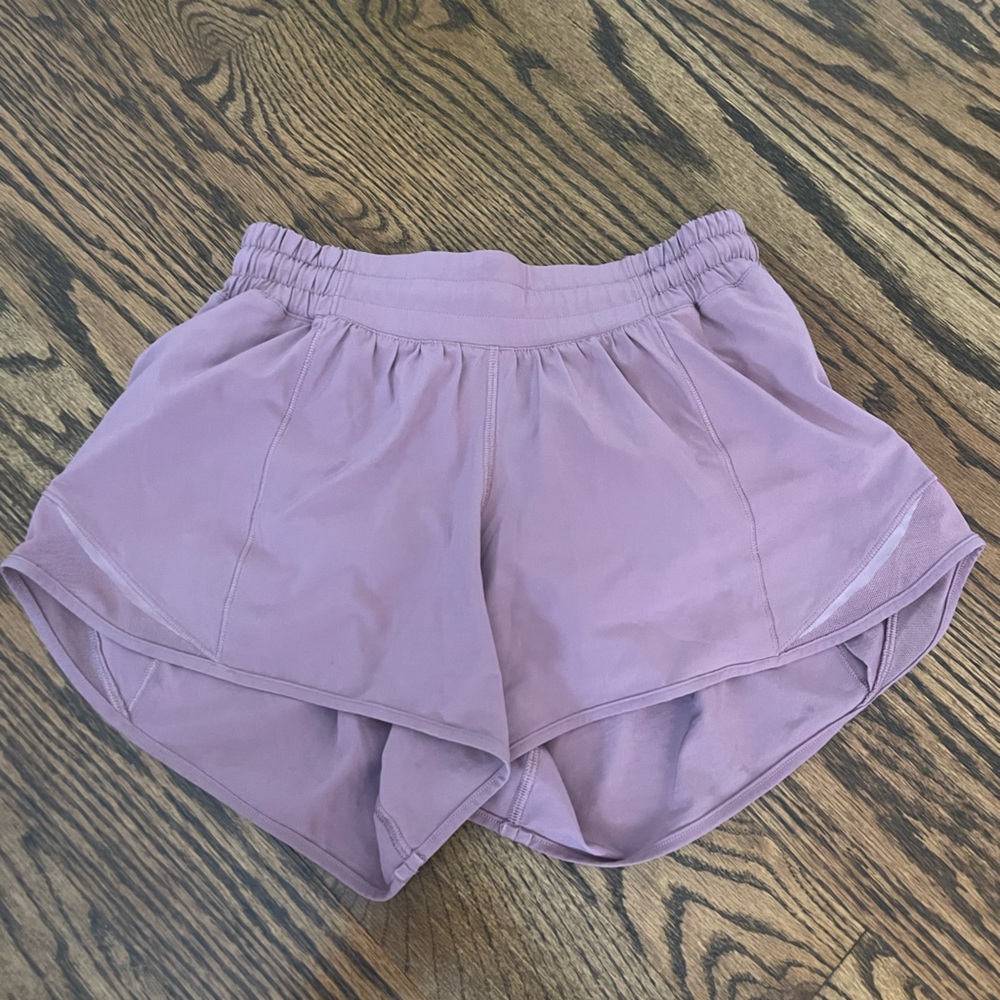 Lululemon gotta hot shorts